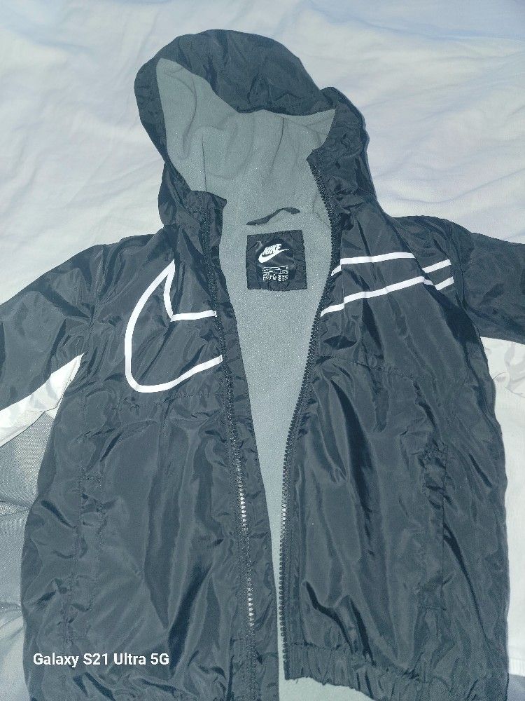 Nike Child Jacket New 5t to 6t $20