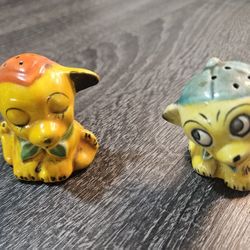 1940's Vintage Made In Japan Dog w/Hat Salt & Pepper Shakers Japanese