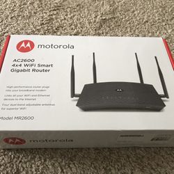 Motorola AC2600 4x4 WiFi Smart Gigabit Router with Extended Range, Model MR2600