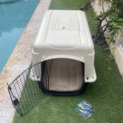 Frisco Large Kennel/Dog Crate ( Black & Cream)