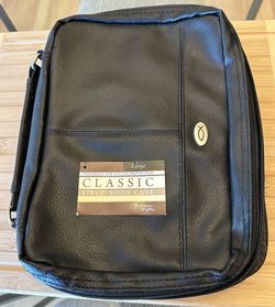 Fits Bibles and Books up to 6 5/8” (W) x 9 1/2” (D) x 2” (H)