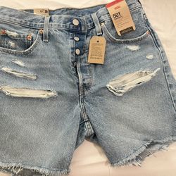 Women’s Levi Shorts Size 29