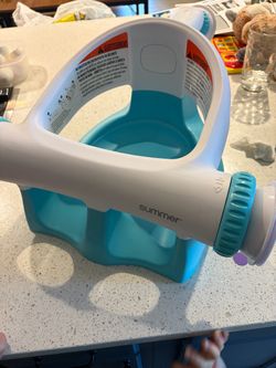 Bathtub seat