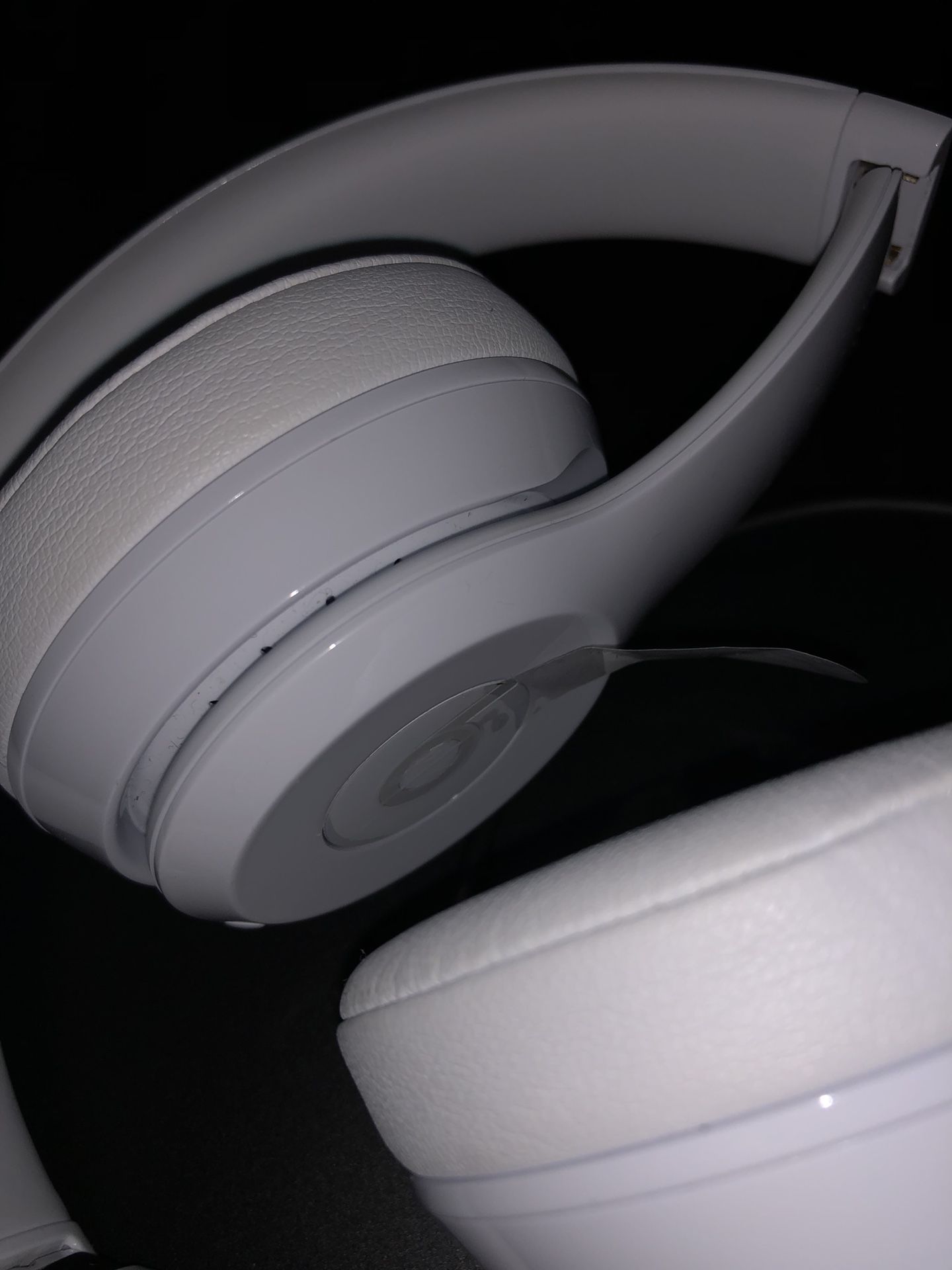 Beats solo3 wireless, on ear-headphones-glass white