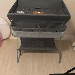 Baby Folding Changing Table 