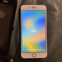 iPhone 8 Plus 