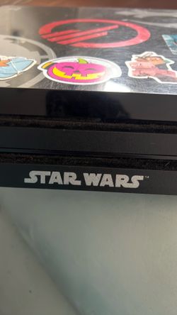 PlayStation 4 Pro battlefront 2 1 TB Limited edition