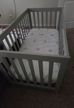 Crib/Toddler bed