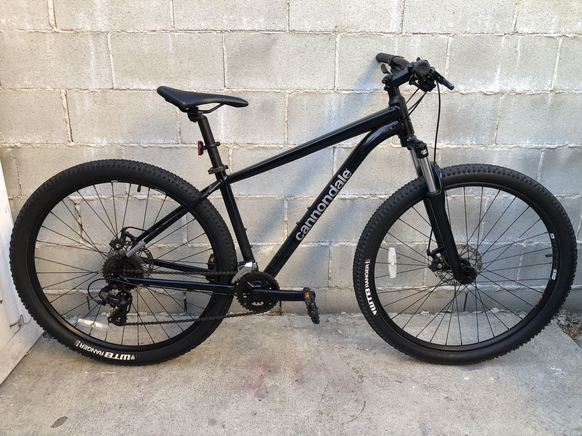 Cannondale Trail 8 Mountain Bike In Good Condition 29” Wheels