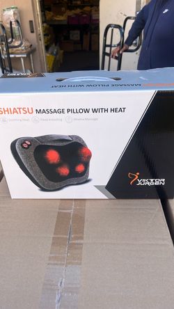 Massage pillow with heat