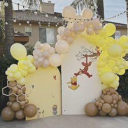 Winnie The pooh Baby Shower Theme.