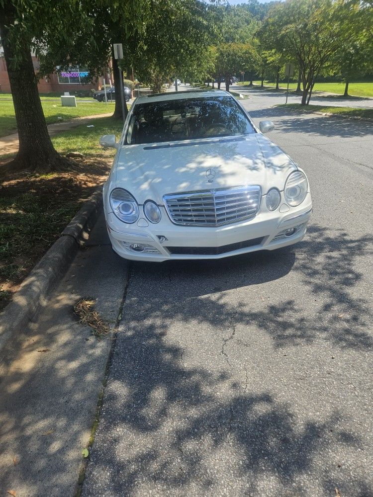 2009 Mercedes-Benz E-Class
