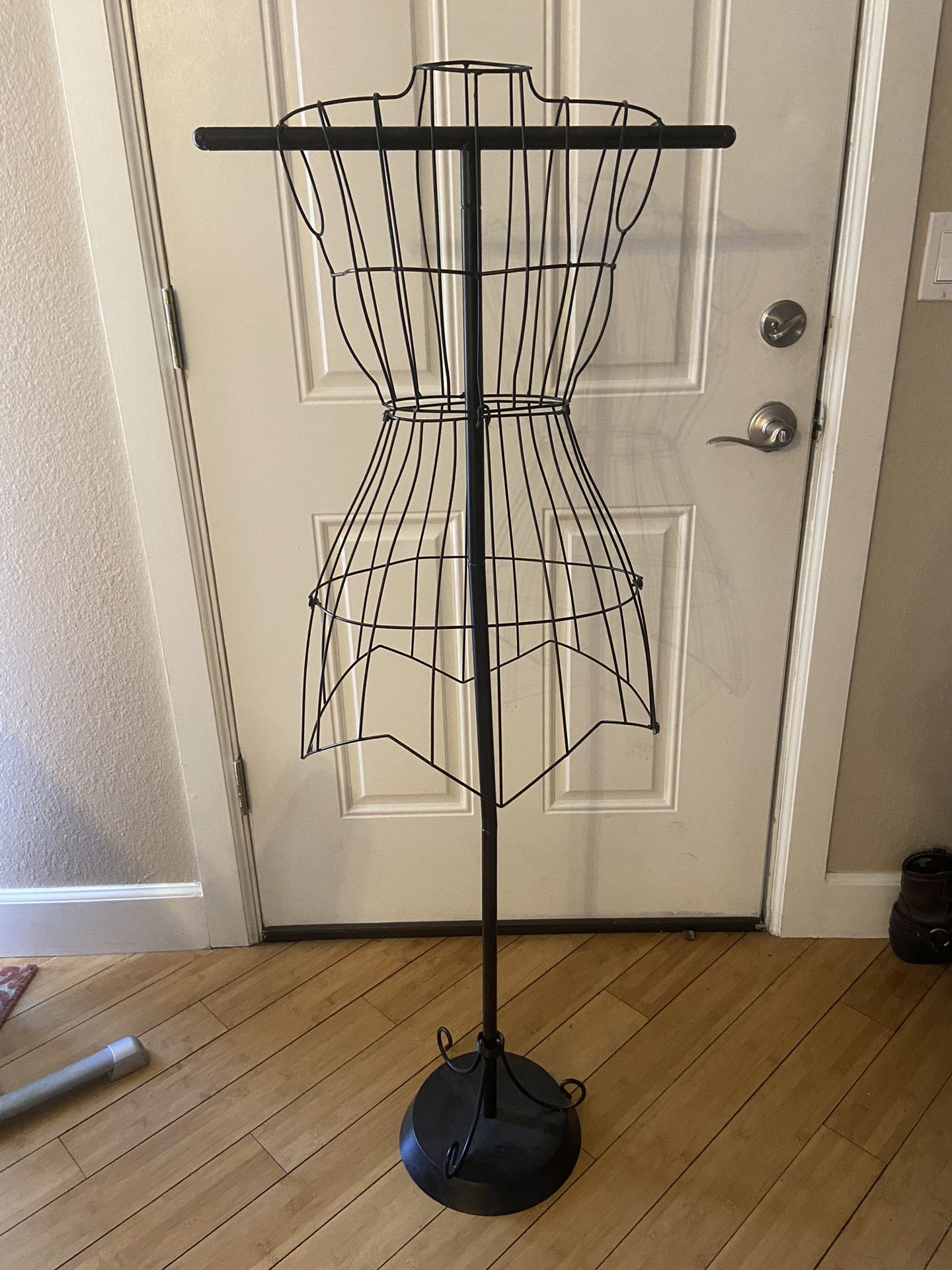 Metal Dress Form for Sale in Henderson, NV OfferUp