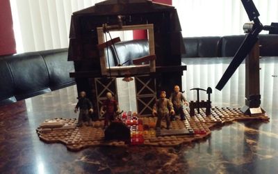 Mega Bloks zombie farm set
