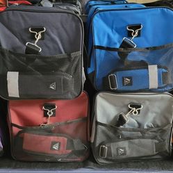 Everest Duffle Bags 25.00
