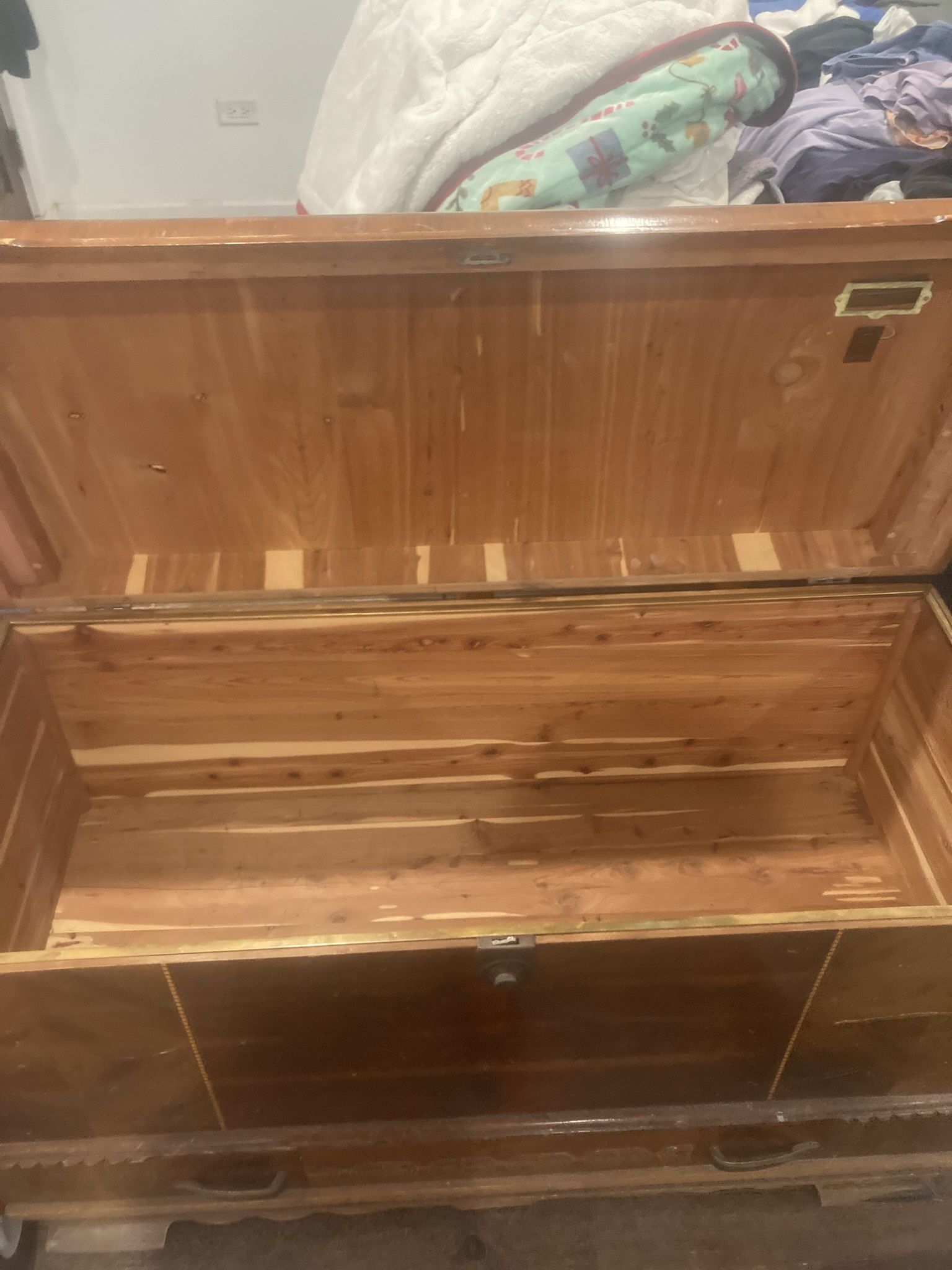 Cedar Chest 46x18