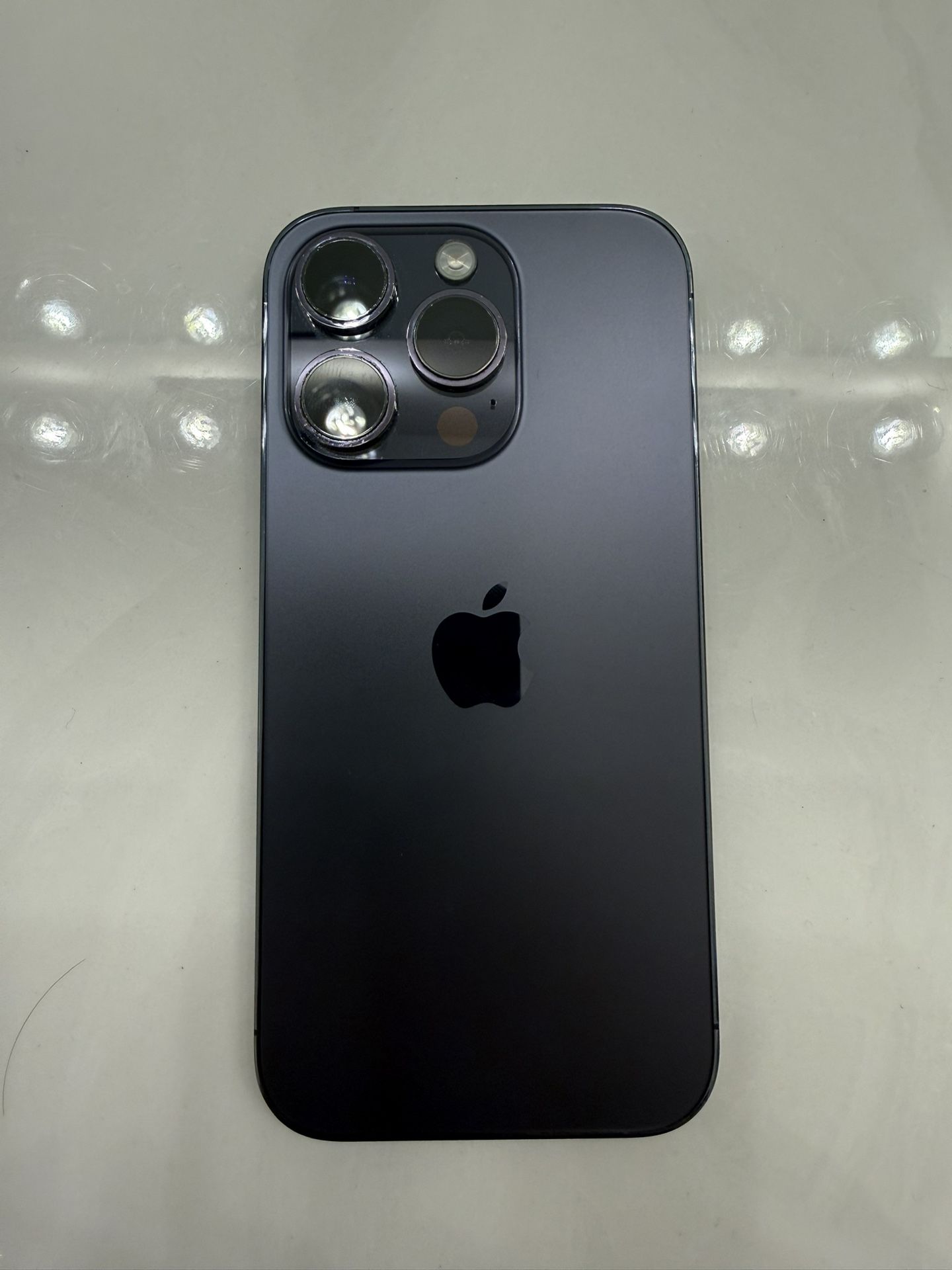 iPhone 14 Pro - Unlocked