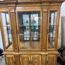 ObO!!! China Cabinet !!!ObO