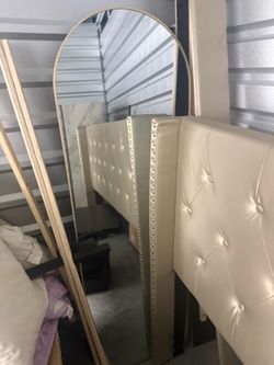 Gold trimmed mirror