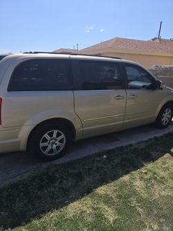 2008 Chrysler Town and Country