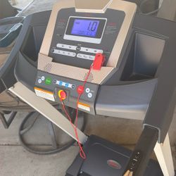 Treadmill - Great Condition
