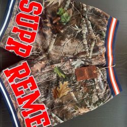 Supreme Shorts 
