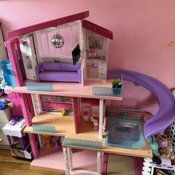 Barbie Doll House 