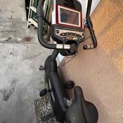 Sole B94 Exercise Bike 