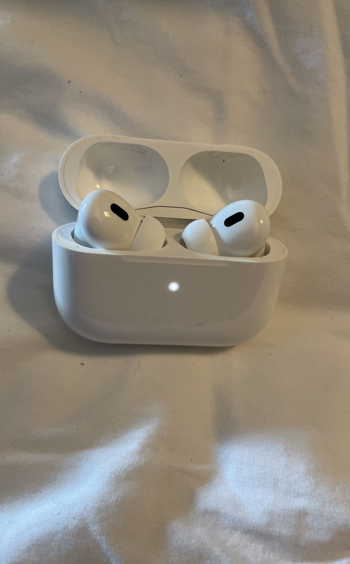 Airpods Pro (2nd generation)