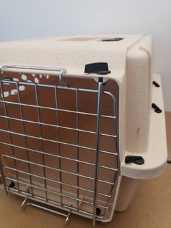 Classic Kennel w/nail Trimmer