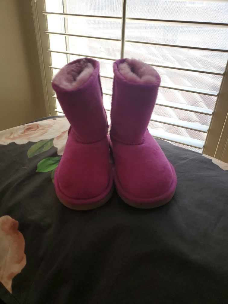 Authentic Ugg Toddler Girls Size 7
