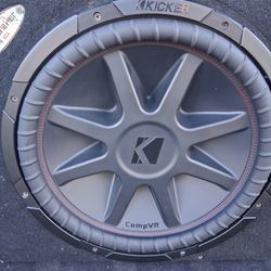 15" Kicker And Amp 2500w 