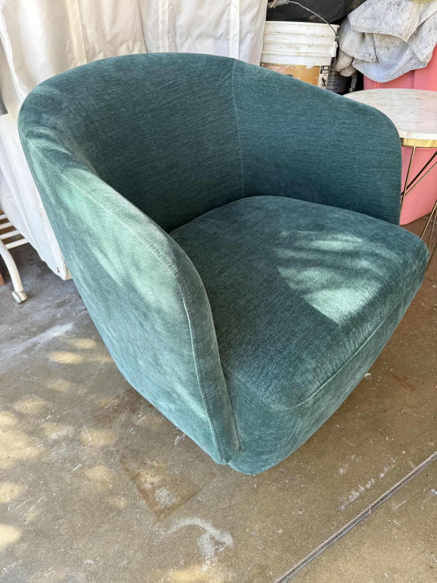 Sophia Upholstered Swivel Chair