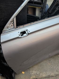 2026 Honda crv driver door shell