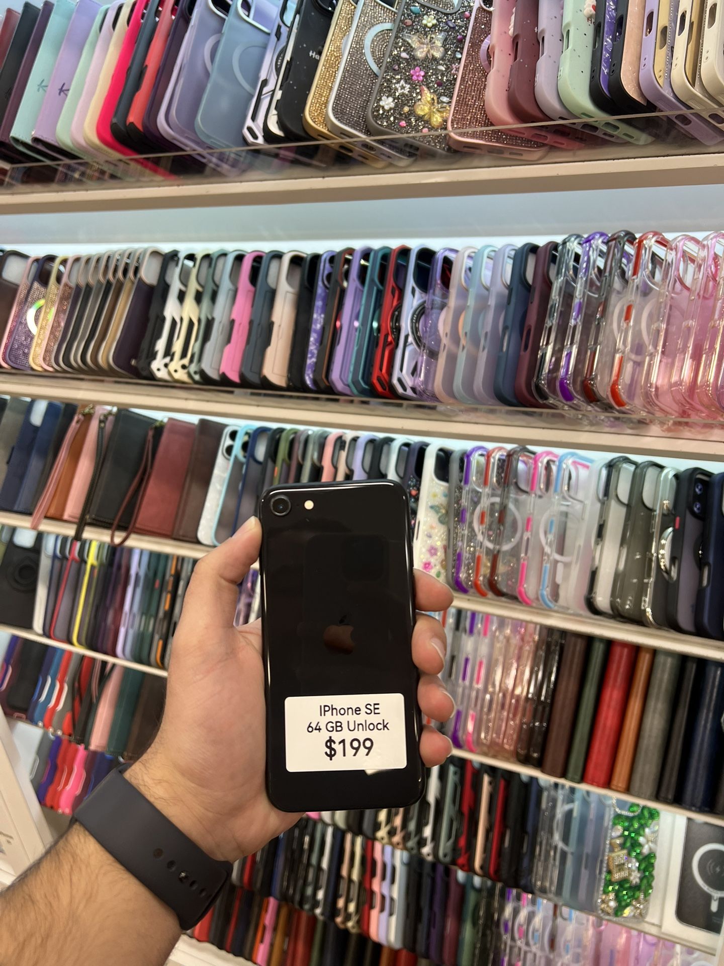 iPhone SE 64GB Unlocked