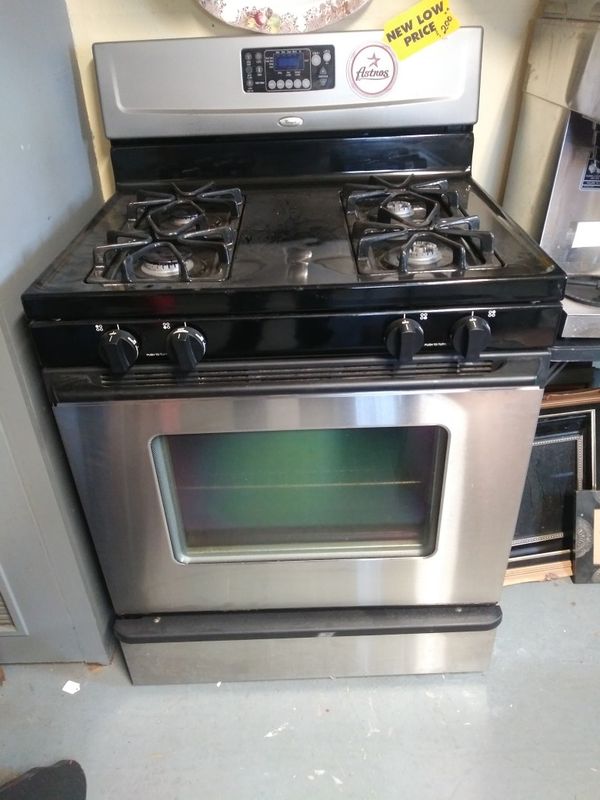 Used but in good condition gas or propane stove for Sale in Porter, TX