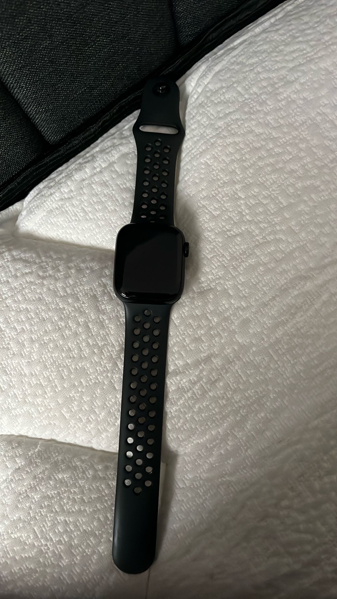 Apple Watch Series 7 (Nike)