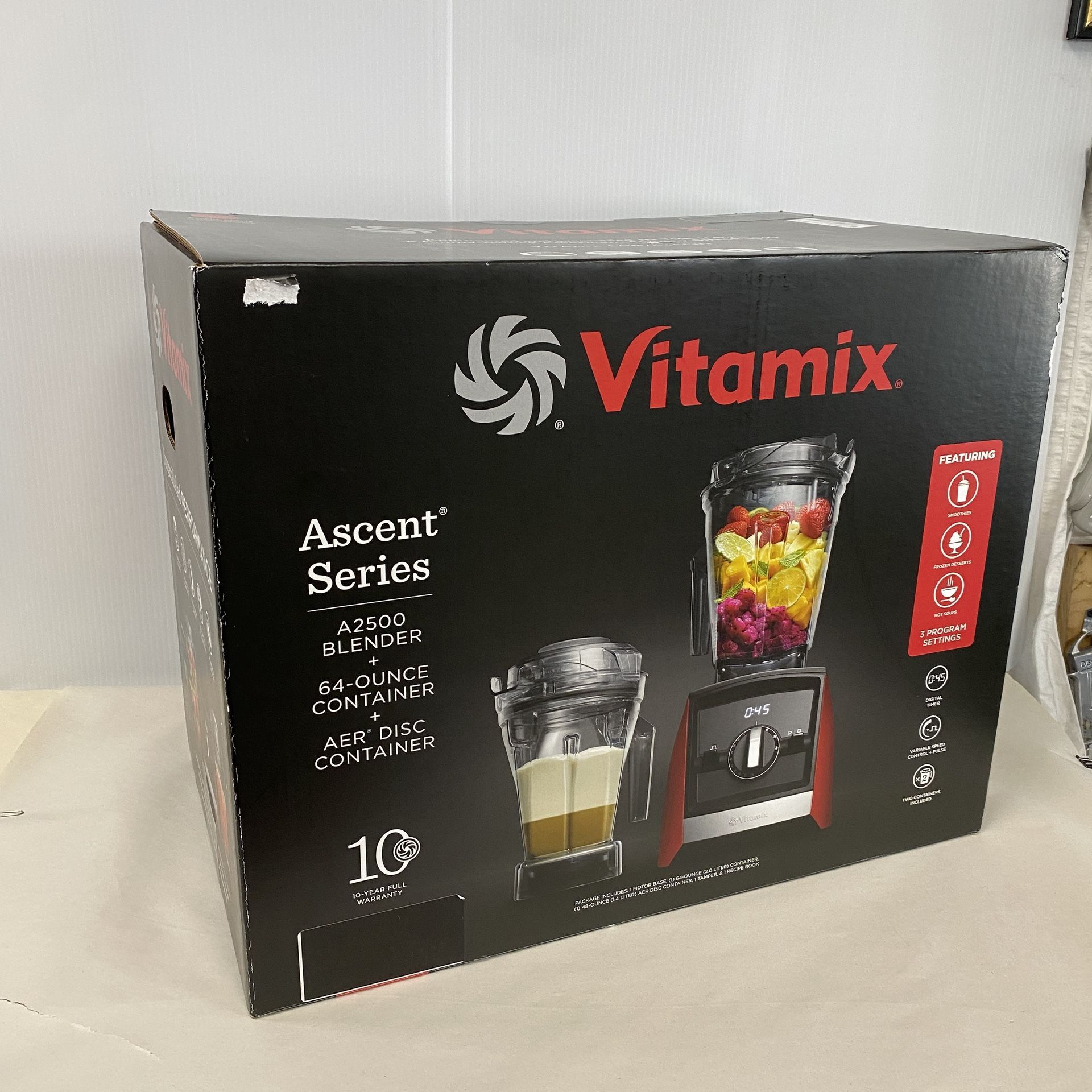 $450 Vitamix A2500 Series Blender Red Bundle With Aer Disc Container