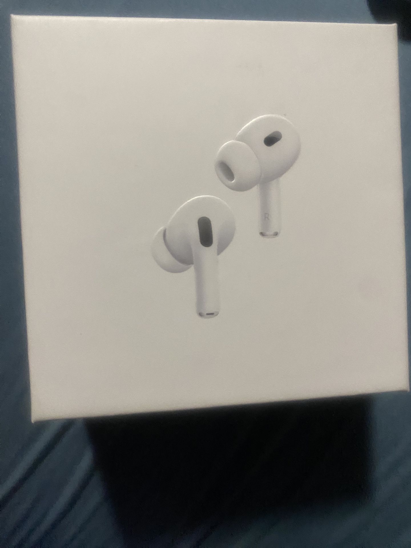 AirPods