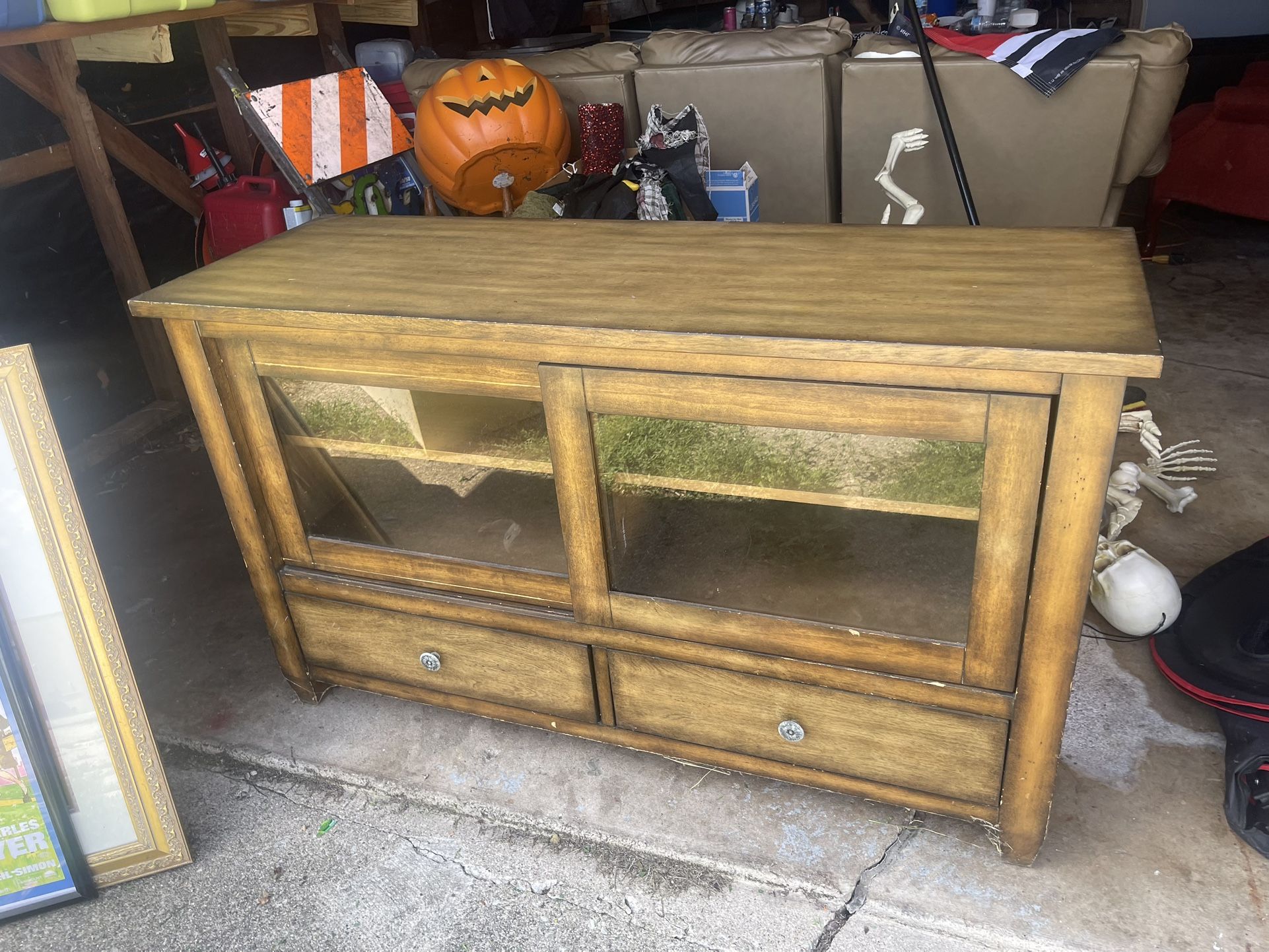 Tv Stand/entertainment Center