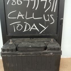 SEMI TRUCK INTERSTATE BATTERIES 