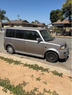 2005 Scion XD