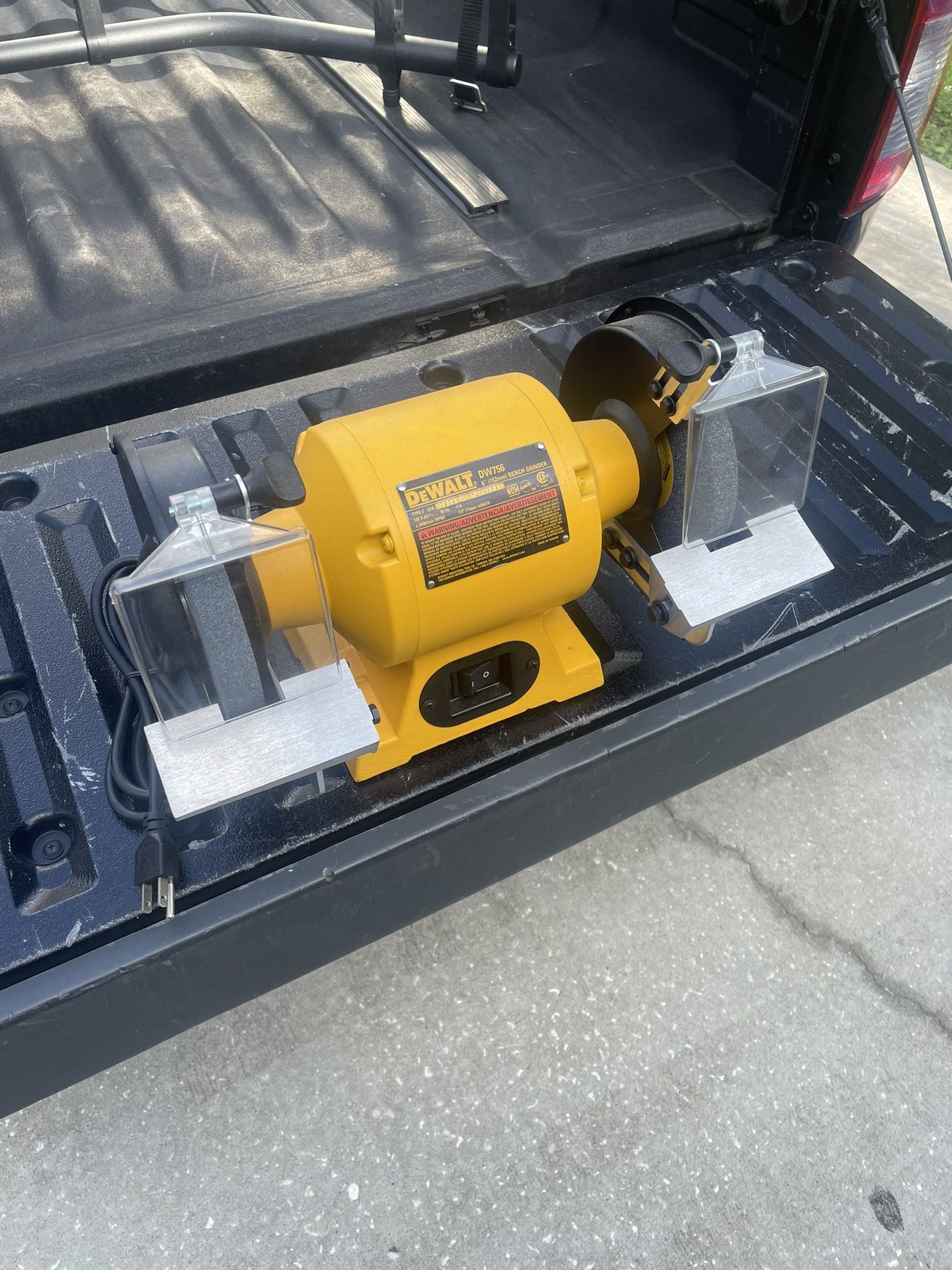 Dewalt bench grinder