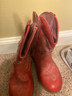 Cute Cherokee pink cowboy shoes kids size 10