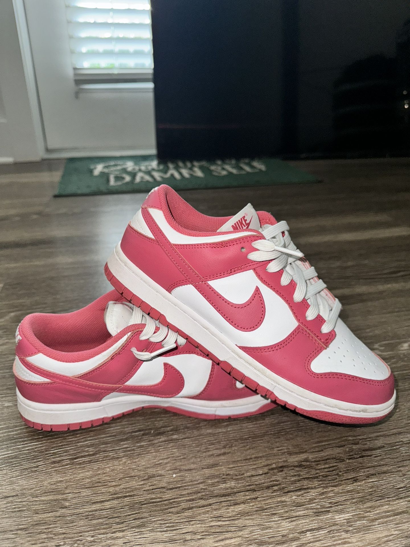 Nike Wmns Dunk Low 'Archeo Pink'