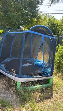 Free trampoline