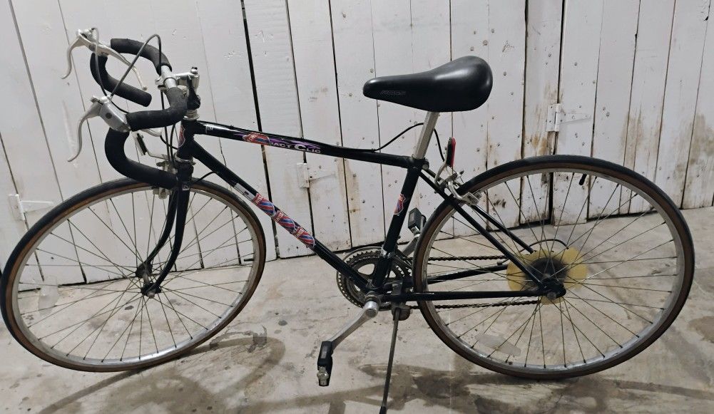 vintage ross compact clic road bike AS IS NEED SOME WORK