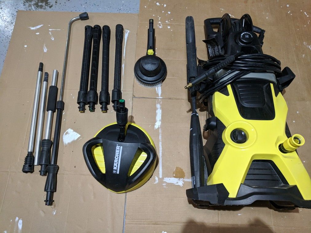 Karcher K5 2000 psi electric pressure washer with accessories
