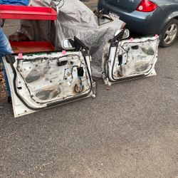 2002 Subaru Impreza RS front doors