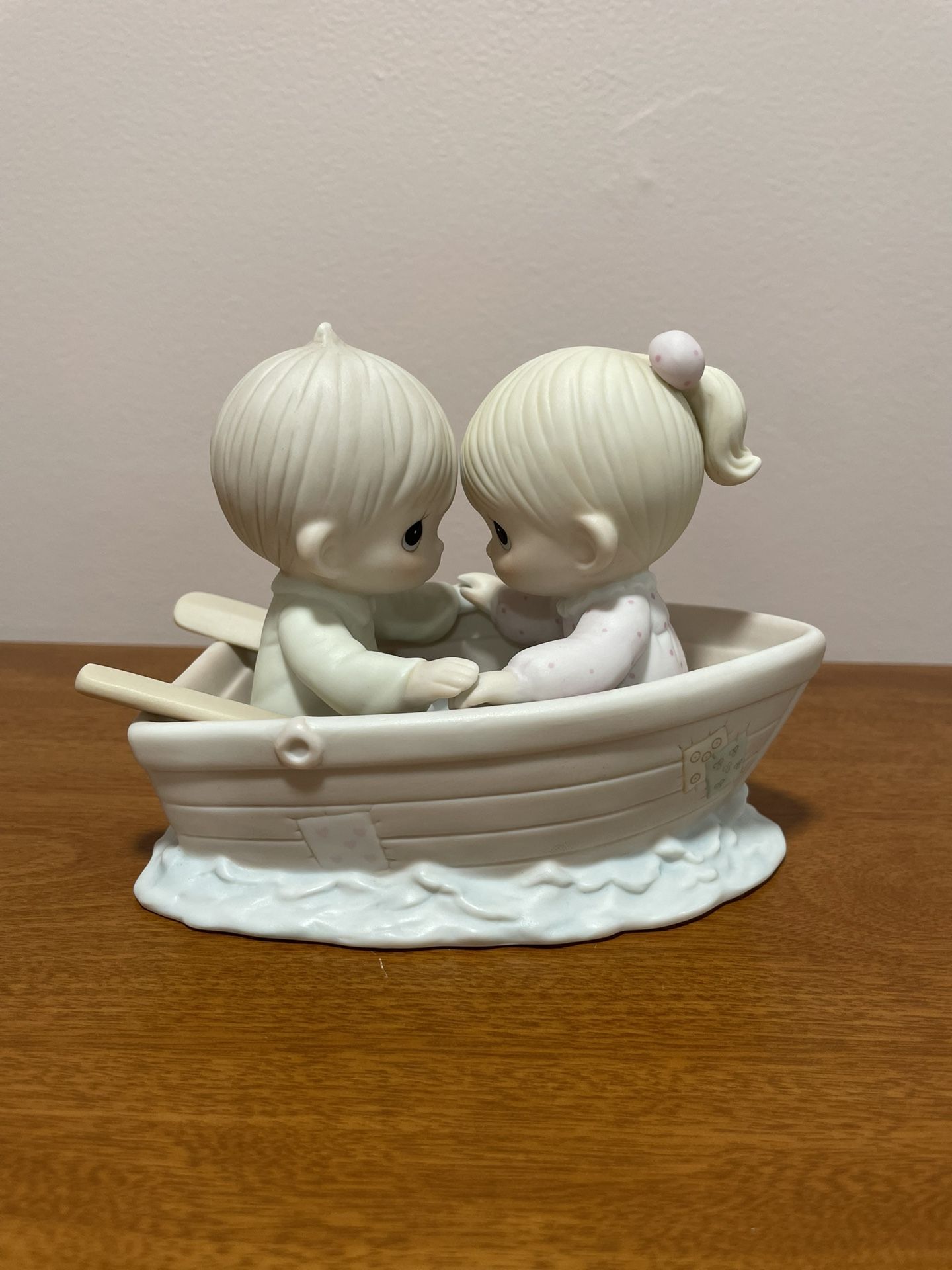 Precious Moments “Friends Never Drift Apart”